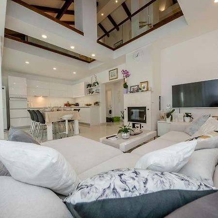 Villa Bella Banjol Zewnętrze zdjęcie