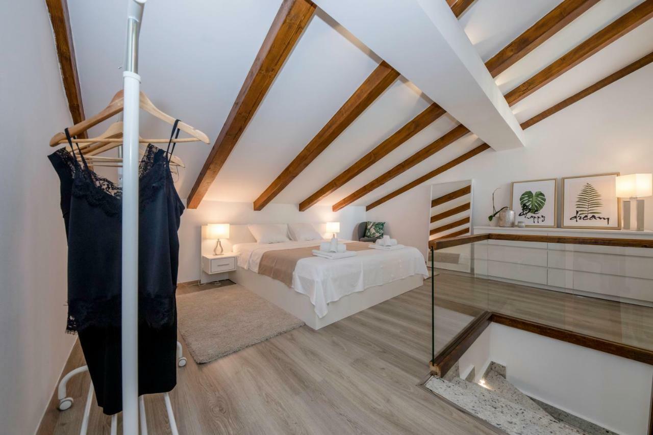 Villa Bella Banjol Zewnętrze zdjęcie