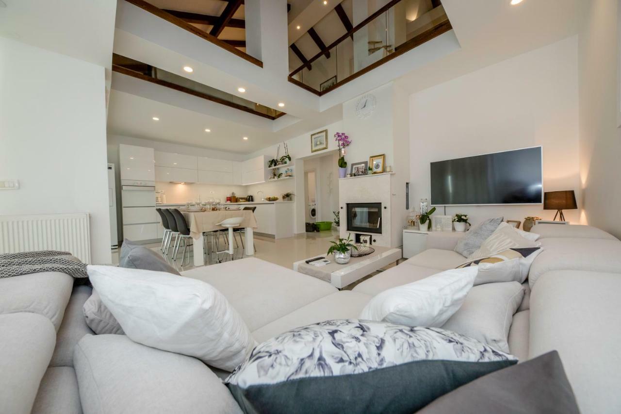 Villa Bella Banjol Zewnętrze zdjęcie